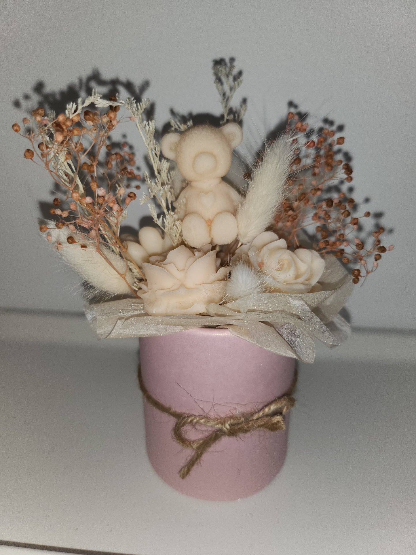 Petit bouquet de fleurs séchées et de fondants parfumés